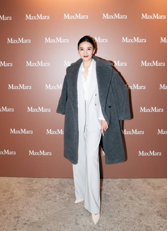 Song Jia 宋佳 in mm fw22 tailored suit & teddy bear coat@ 沈阳新品发布会 3